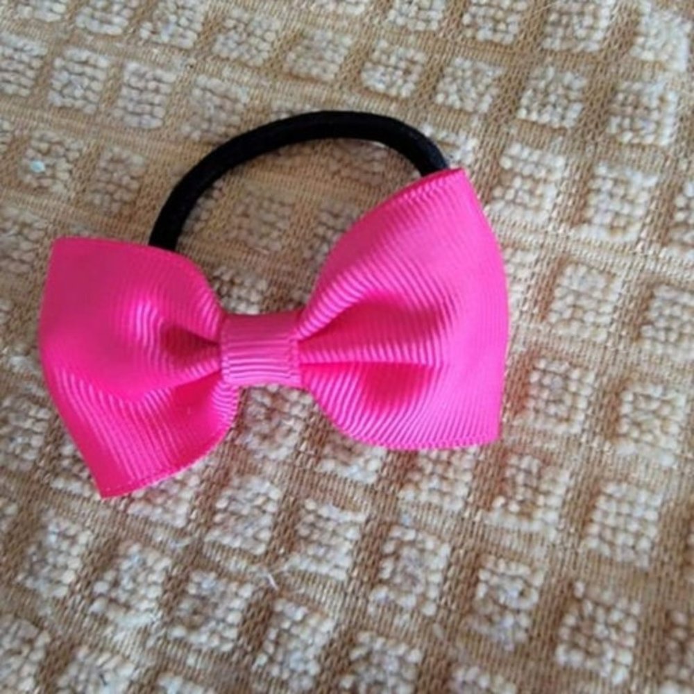Hair tie